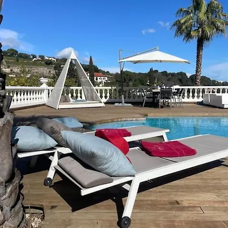 Вілла Superbe A Avec Piscine Dans Un Quartier Calme