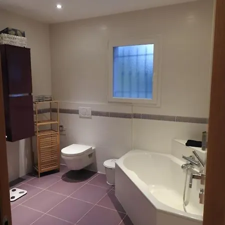 Superbe A Avec Piscine Dans Un Quartier Calme فيلة أنتيب