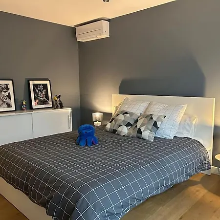 فيلة Superbe A Avec Piscine Dans Un Quartier Calme أنتيب