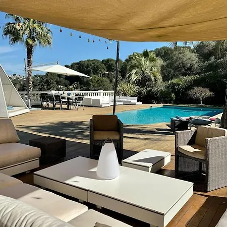 Superbe A Avec Piscine Dans Un Quartier Calme Villa Antibes